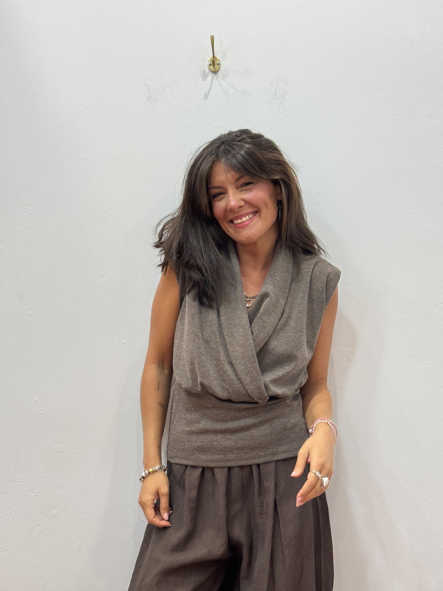 Top cruzado Marrón