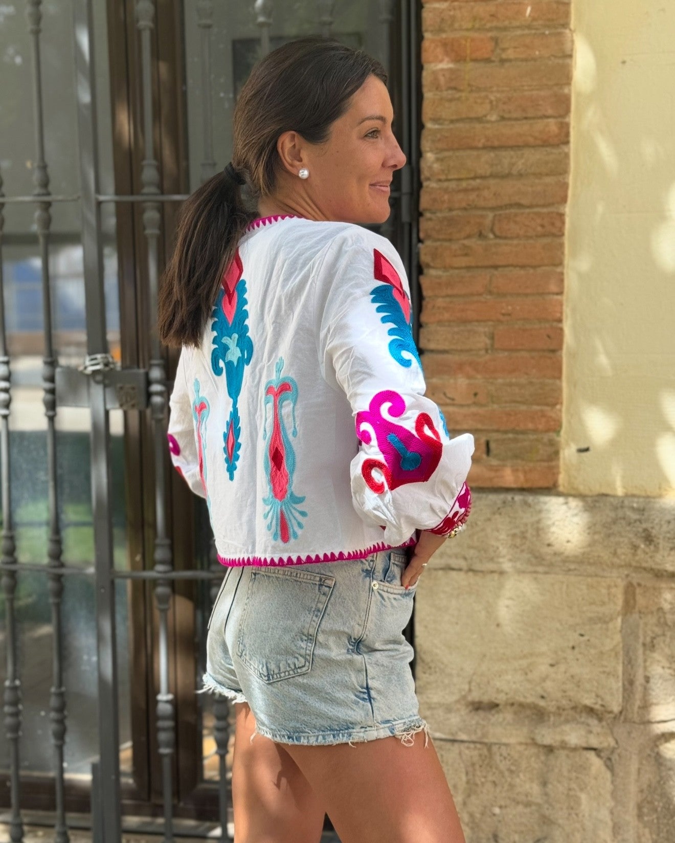 Chaqueta Bordada