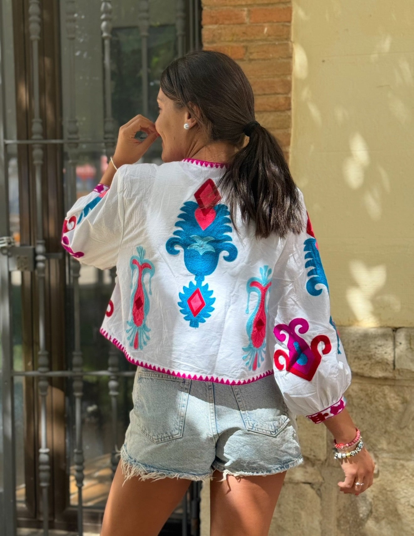 Chaqueta Bordada