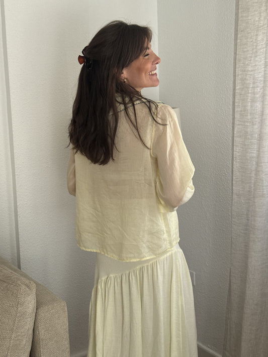 Camisa Amarilla Ribete