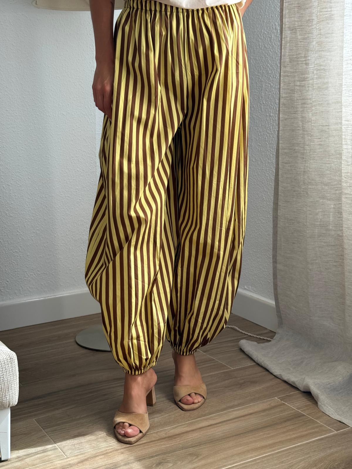 Faldas y Pantalones
