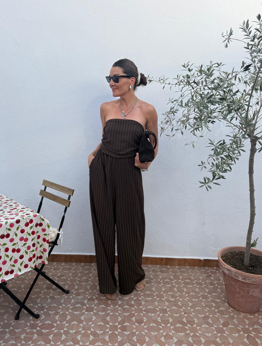 Mono Capri Raya Diplomática
