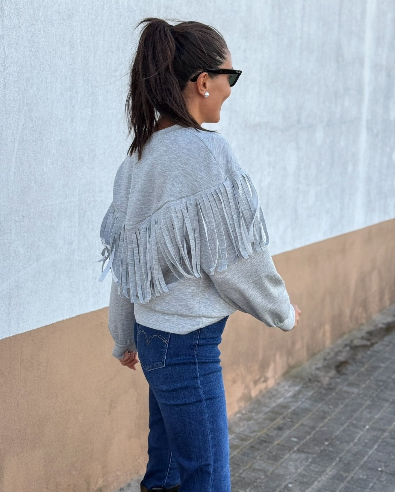 Sudadera Flecos Gris