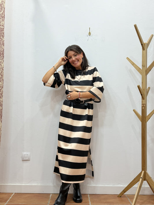 Vestido Cinturón Negro