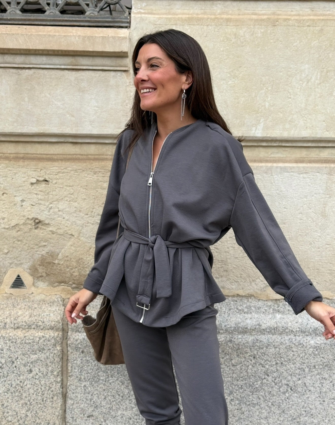 Conjunto Chandal con Cinturón Gris