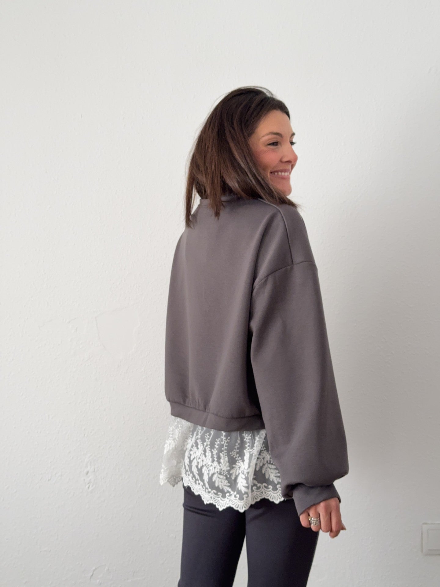 Sudadera Puntilla Gris