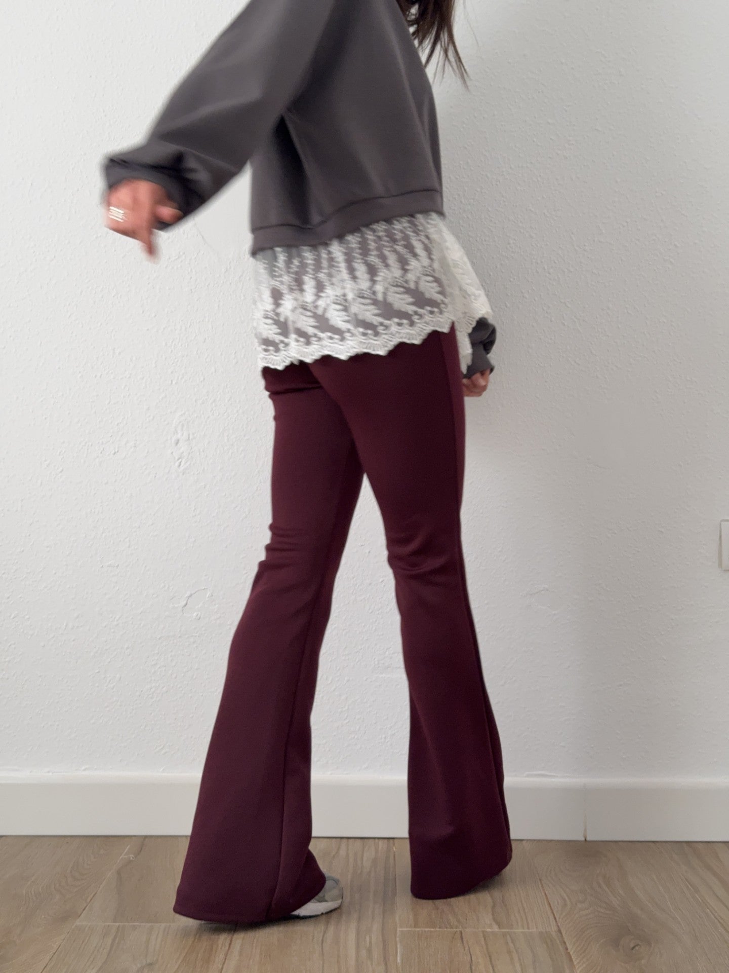 Pantalón Algodón Campana Burdeos