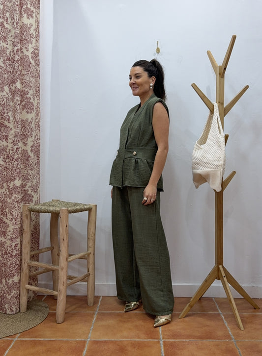 Traje con Hombreras Verde