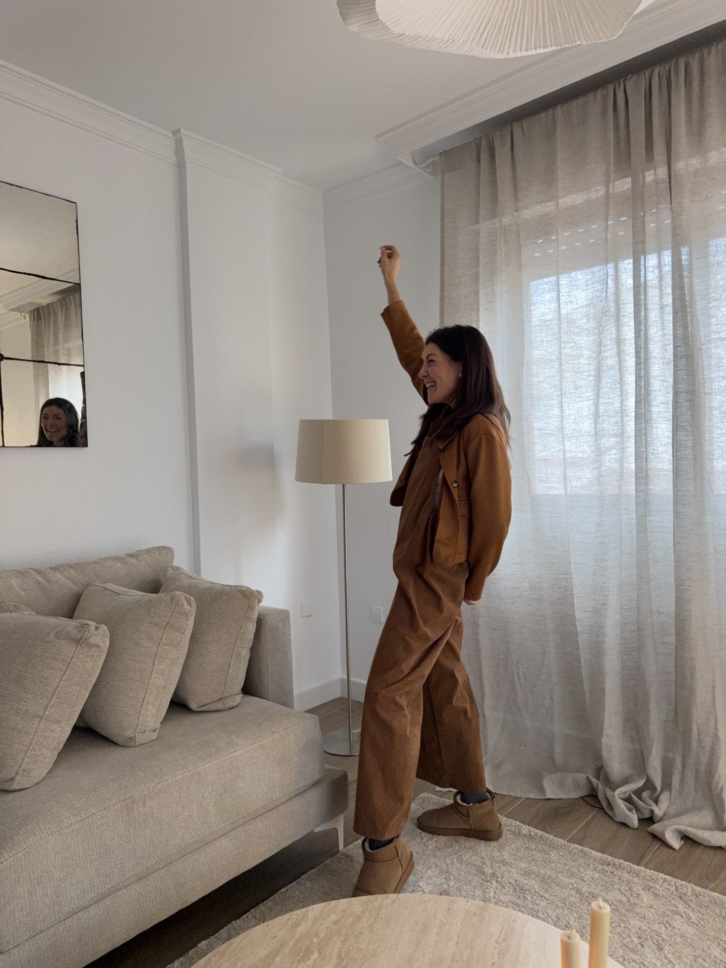 Mono de Pana Marrón