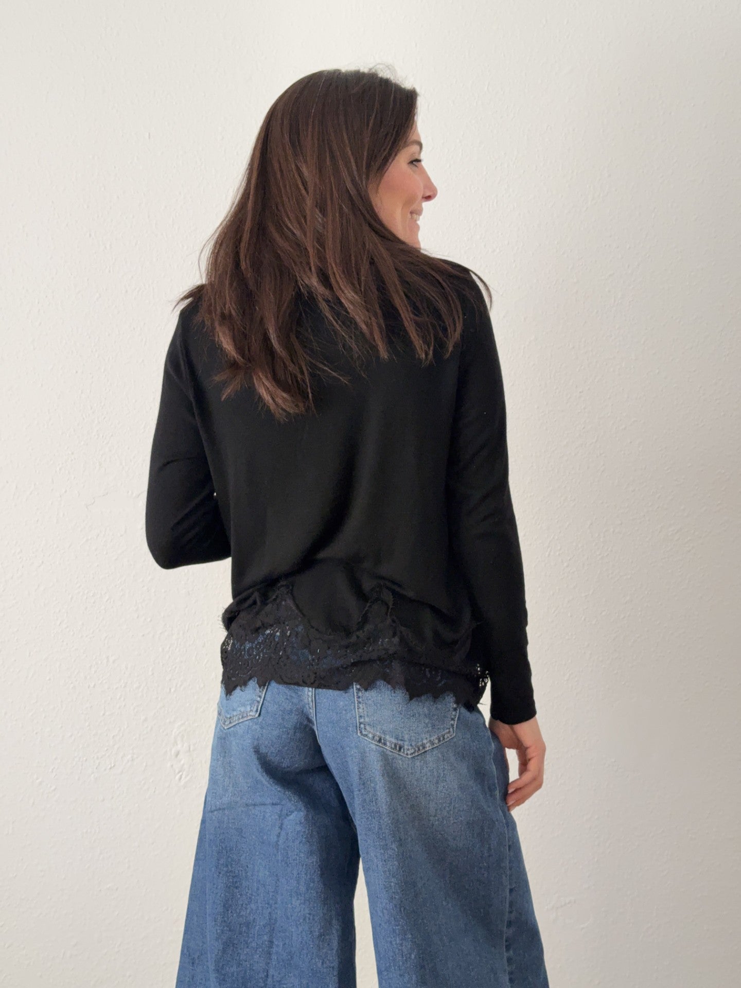 Camiseta Puntilla Negra