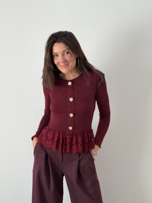 Camiseta Abotonada Puntilla Granate